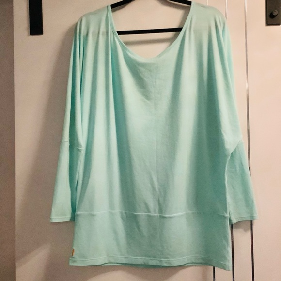 Lucy  Mint Green Large Long Sleeved T Shirt NWOT - Picture 5 of 6